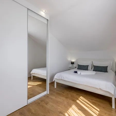 Sun Castle House Babic Kaštel Stari