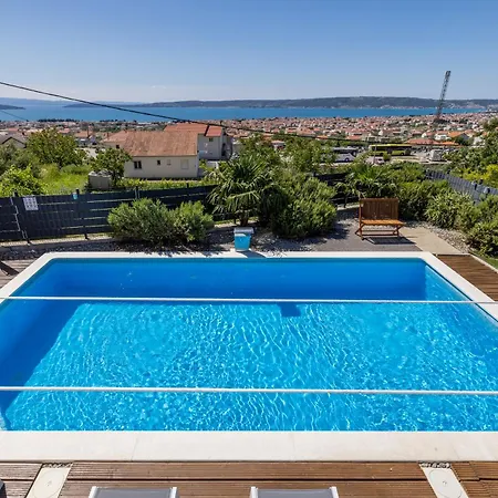 Villa Sun Castle House Babic