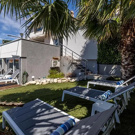 Villa Sun Castle House Babic *