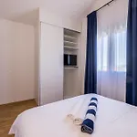 Private Resort Villa, Salt Pool, Cinema & Sea View Villa Kaštel Stari